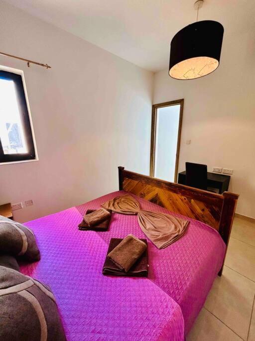 Duplex Whiskey Home 200M Away From The Sea And The Square เซนต์พอลส์เบย์ ภายนอก รูปภาพ