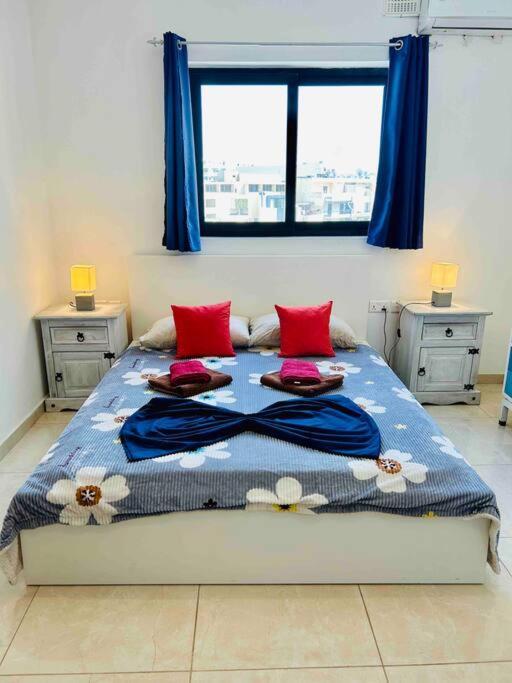 Duplex Whiskey Home 200M Away From The Sea And The Square เซนต์พอลส์เบย์ ภายนอก รูปภาพ